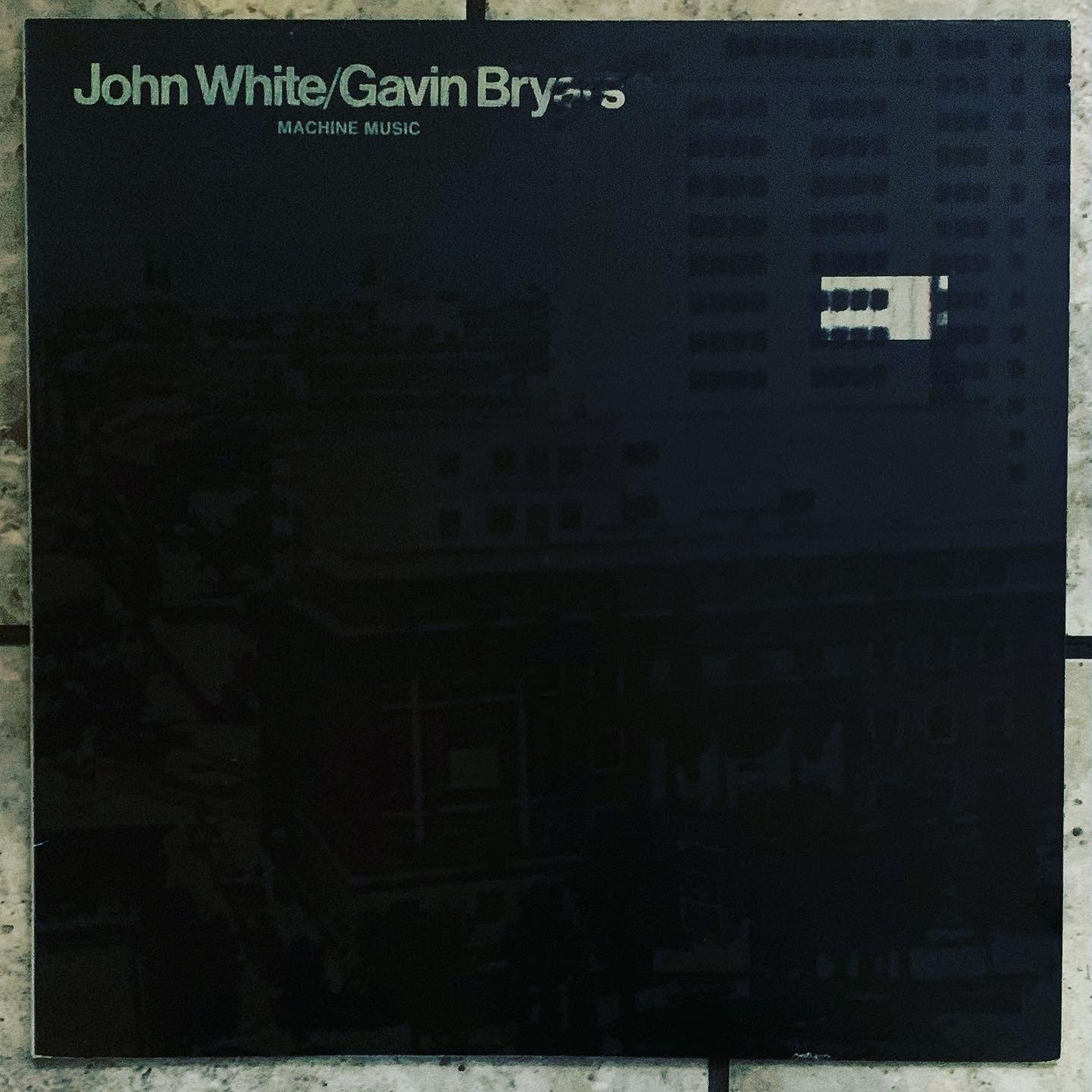 John White/Gavin Bryars - Machine Music